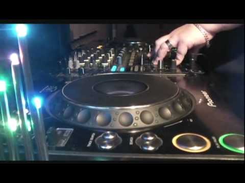 Happy UK Hardcore Mix #144 "Hello! I Wan't To Play A Game....." - by DJ Mellow-Dee