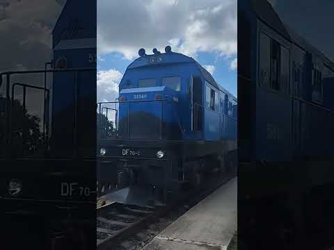 #shorts #cuba freight #train arriving at #jatibonico station