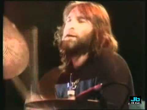 The Beach Boys - I Get Around (from the "Good Timin: Live At Knebworth" DVD)