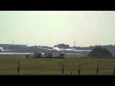 Austrian Airlines Boeing 777-200ER Landing & Take off at Tokyo