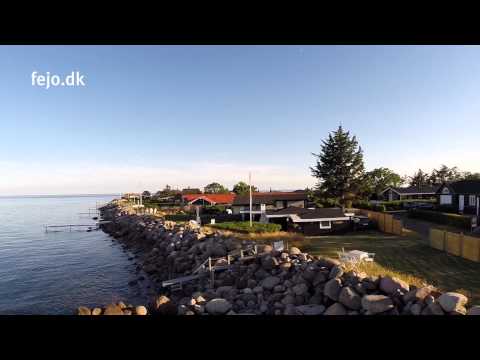 Juelsminde von oben: Türkises Meer und tolle Ferienhäuser an der Ostsee