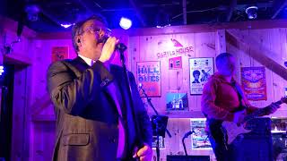 They Might Be Giants - &quot;Pet Name&quot; (2020-01-10, Daryl&#39;s House Club, Pawling, NY)