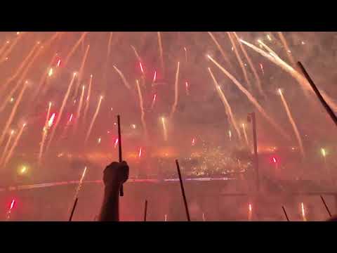 "HISTORICO RECIBIMIENTO DESDE ADENTRO - RACING CLUB vs FLAMENGO | COPA LIBERTADORES SEMI FINAL" Barra: La Guardia Imperial &bull; Club: Racing Club