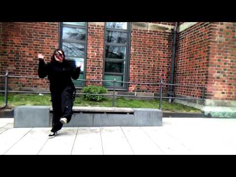 Shockwave feat. Ciwana dances to SAM - Halluzinogen