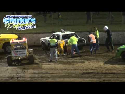 Modified Production: Jason Beer Fire - Charlton Raceway
