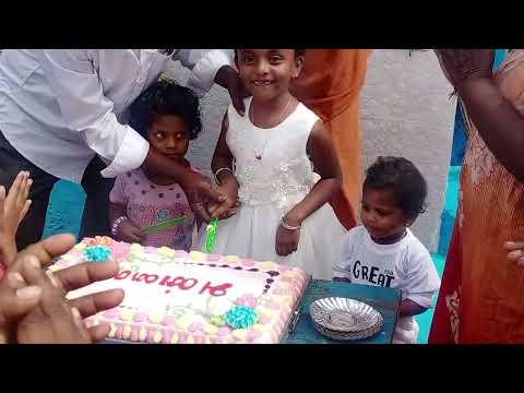 lithika cake cutting🎂🎂🎂🎂👑👑#love#family#enjoyingeverydaylife