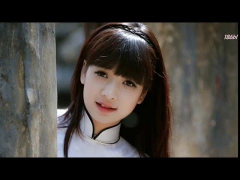 Thể hiện bởi Elvis Phương