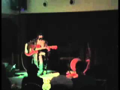 Acoustic Sunday - Leah @ HorshamROCKs