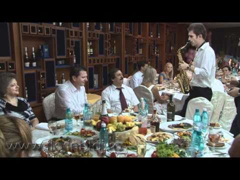 Florin Blaj canta pentru Lautarii din Chisinau - Partea 6 - Muzica de suflet Muzica Live 2010