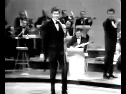 Wayne Newton - Danke Schoen (1968) Live