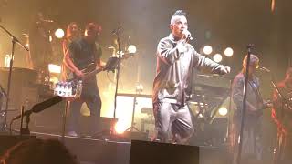Robbie Williams UTR gig 7/10/2019 Viva Life On Mars