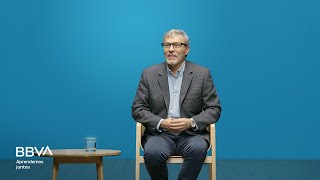 Miguel Alcubierre, doctor en física. Curiosidad que viaja más rápido que la luz