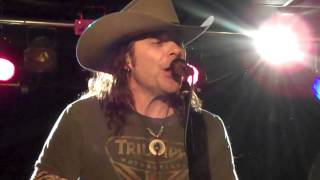 Mike Tramp of White Lion - Tell Me (5/8/14)