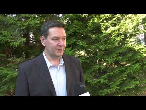 Nemanja Šarović o optužnici protiv Šešelja – Zabavljanje javnosti