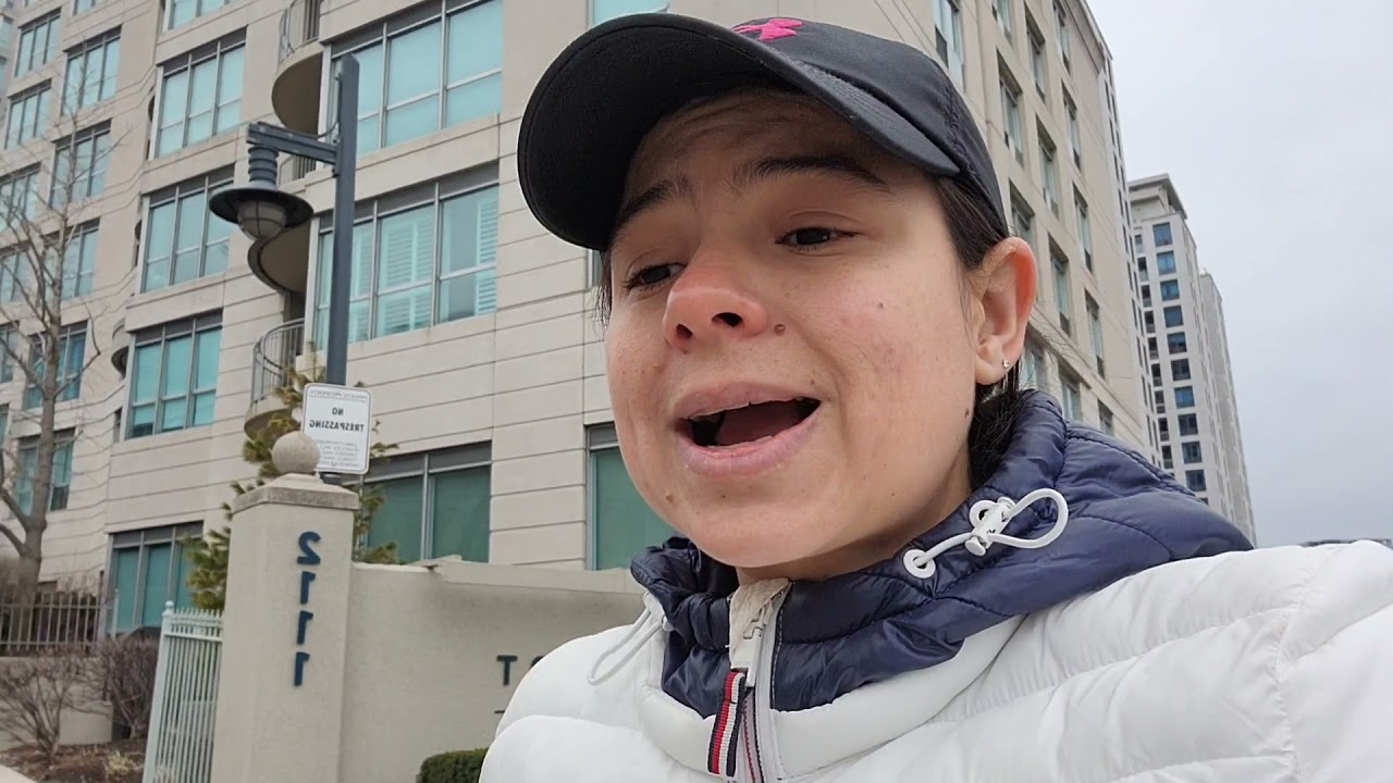 Vale a pena largar o Brasil para ser cozinheira no Canadá?