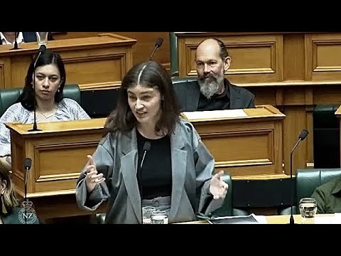 Luxon Teaches Evidence Based Science to Swarbrick