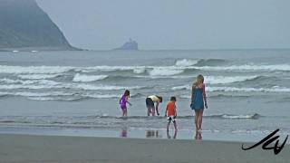 preview picture of video 'Seaside Oregon Beach July 2010 HD'