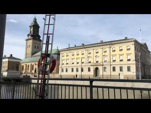 A short city tour when riding tram 6