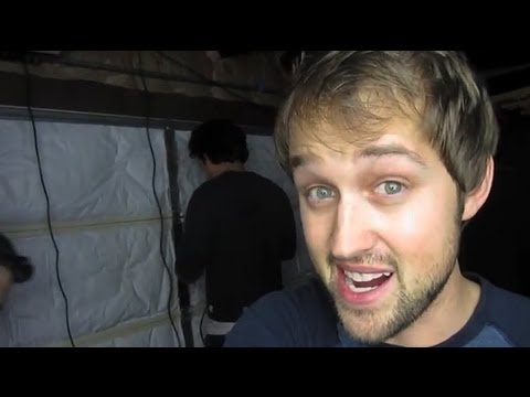 Vlogmas - Men at WORK - Day 14
