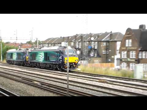 Class 68 68002 + 68004 at South Kenton