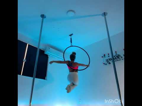 Aulas de Lira Acrobática para iniciantes.