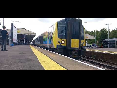 SWR Pride Class 444 departing Basingstoke | 18/7/2023