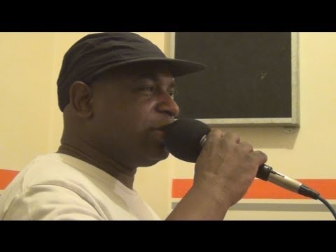 Ackboo Macky Banton  Zion I S Kaya Suga Dee Dubette and Lord Bryan at party time - 14 AVRIL 2013