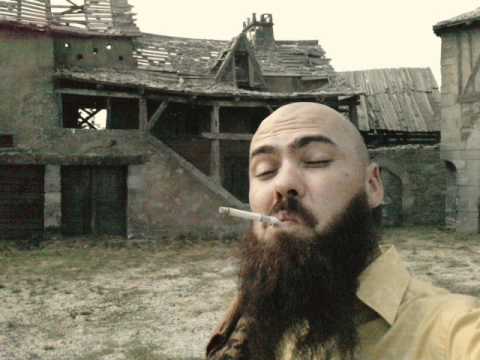 1-Q Sapro feat. Chucho - Vorbim (album Martor Oqular)