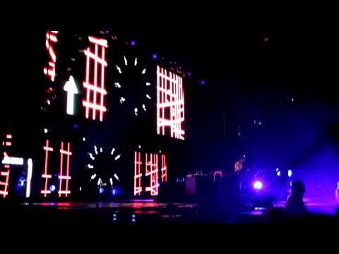 Tiesto - Traffic @ DC Armory 2011 (HD) 1080