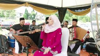 Download lagu Setangkai Kembang Melati di Country Homes mp3 Download lagu Setangkai Kembang Melati di Country Homes mp3