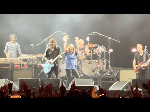 Foo Fighters with Alanis Morrisette,Mandinka,29/07/2023,Fuji Rock Festival,Japan