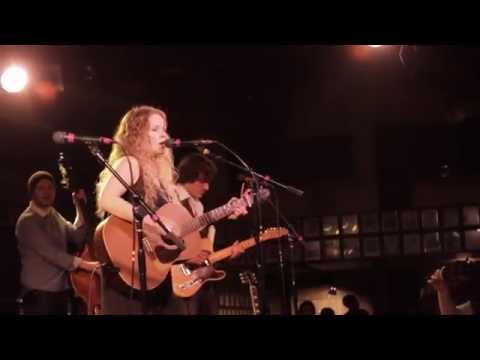 Alice Wallace at the OC Music Awards Showcase - 