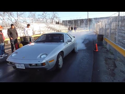 1986.5 Porsche 928s Drag Strip