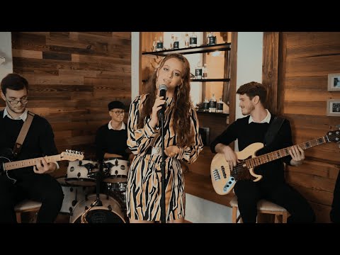 Deja Čerček - NEPOZABEN PLES (Official music video)