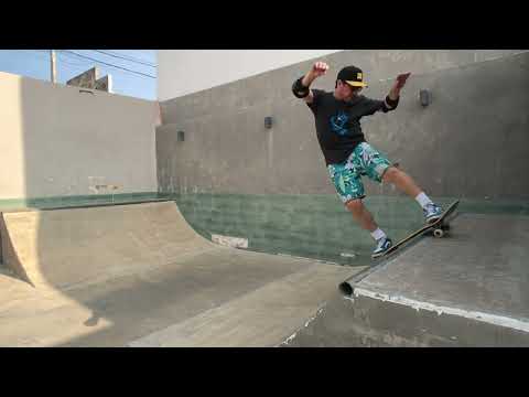 Lupax Mini Ramp Session | Fakie Pop Rock to BS Smith