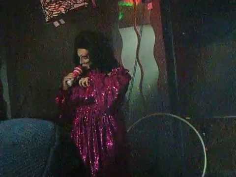 Mae Daye- Dancing Queen