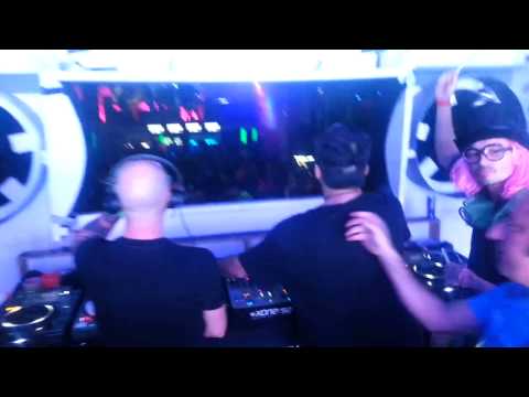 Neverdogs plays Franz Costa - Too Much Wet @ After de Carnaval (Tenerife) 04/03/2014