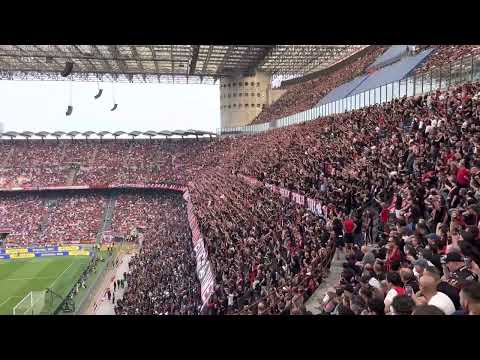 “COME QUANDO DA BAMBINO LA GUARDAVO CON PAPÀ” Curva Sud Milano