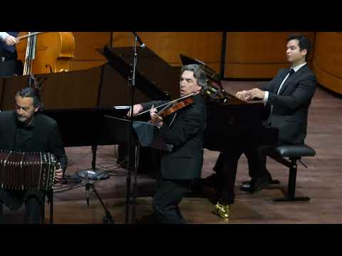 Ciudad triste by Osvaldo Tarantino