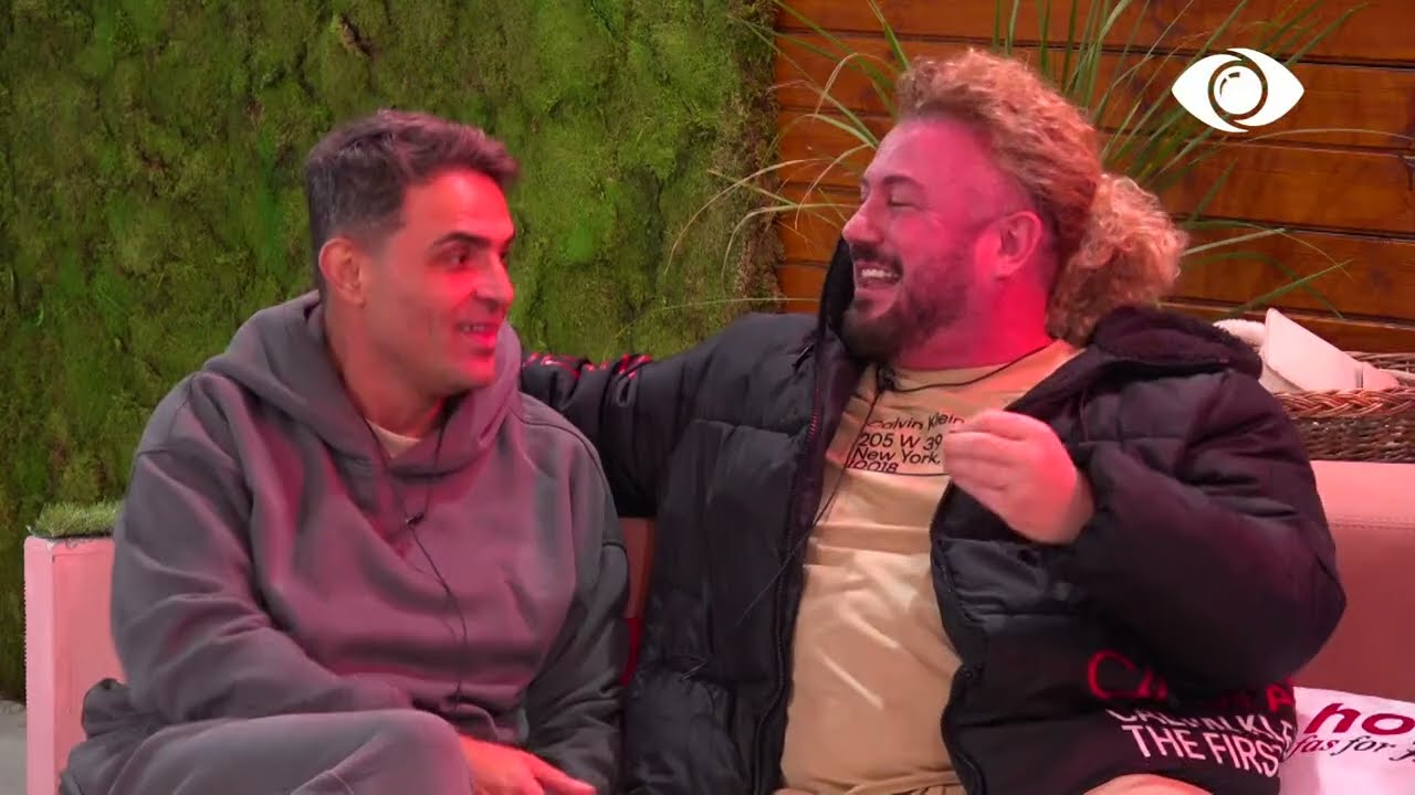 Banorët në harmoni/ Armaldo dhe Sabiani këndojnë