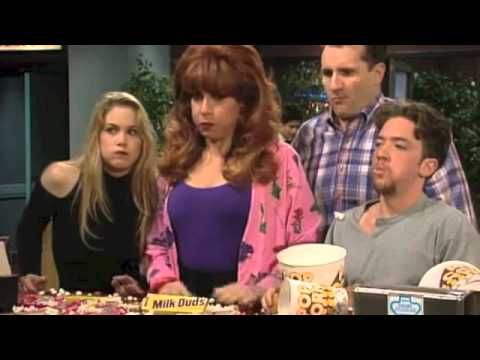 Married with Children - How to purchase snacks at the movies (S7Ep21)