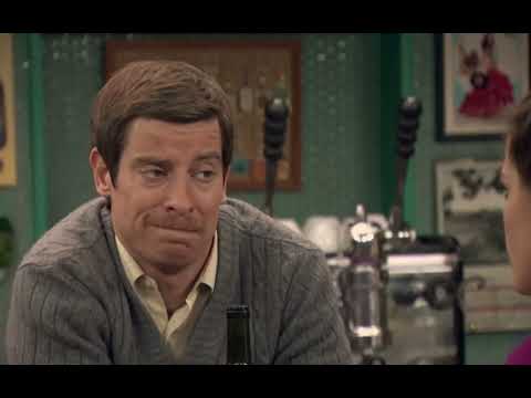 Amar C561 - Manolita y Marcelino le cuentan a Clara lo que les ha dicho Juan