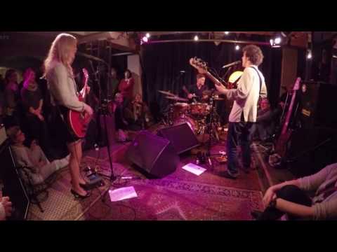 Kristin Shey Trio, While I Wonder