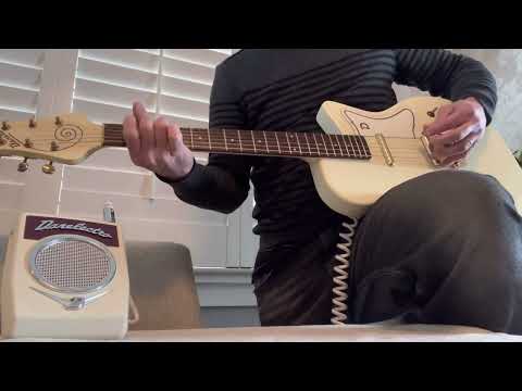 2011 Danelectro 56 U2 Single Cutaway Full Bell Headstock Gold Hardware Rare Model image 11