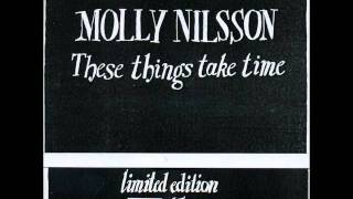 Molly Nilsson - Wounds itch when they heal