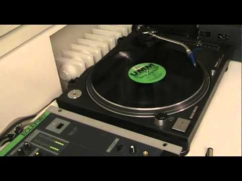 Franco Moiraghi Feat. Amnesia - Dance Now (club mix) [UMM]