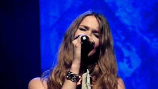 Joss Stone - Girlfriend on Demand (Live @ Coliseu do Porto)