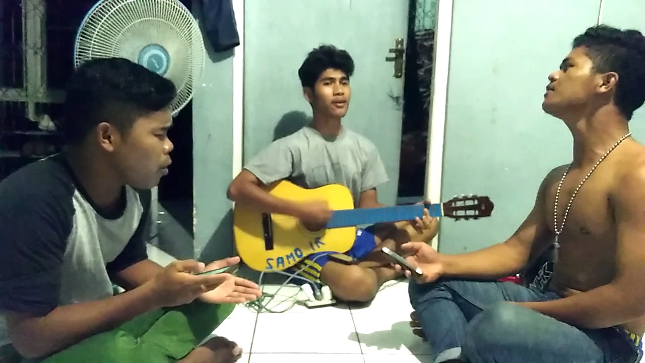 Download Lagu Batak Hajujuron dan kasetnya di Toko Terdekat Maupun di iTunes atau Amazon secara legal Download Lagu Batak Hajujuron