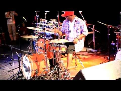 Pure Pearl Extravaganza - Terence Higgins performance