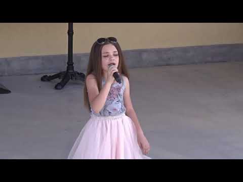 Alexandra Hoidrag - Cheap Thrills (Prof. Alina Babiuc)